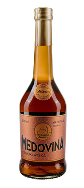 Ořechová 18% 0,5L
